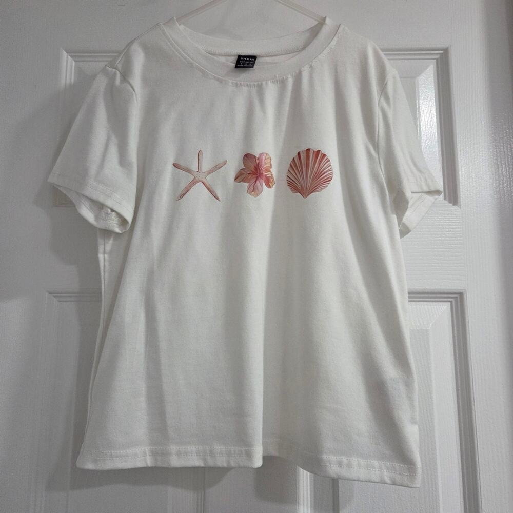 SHEIN Kids White Tee with Pink Ocean Motifs
